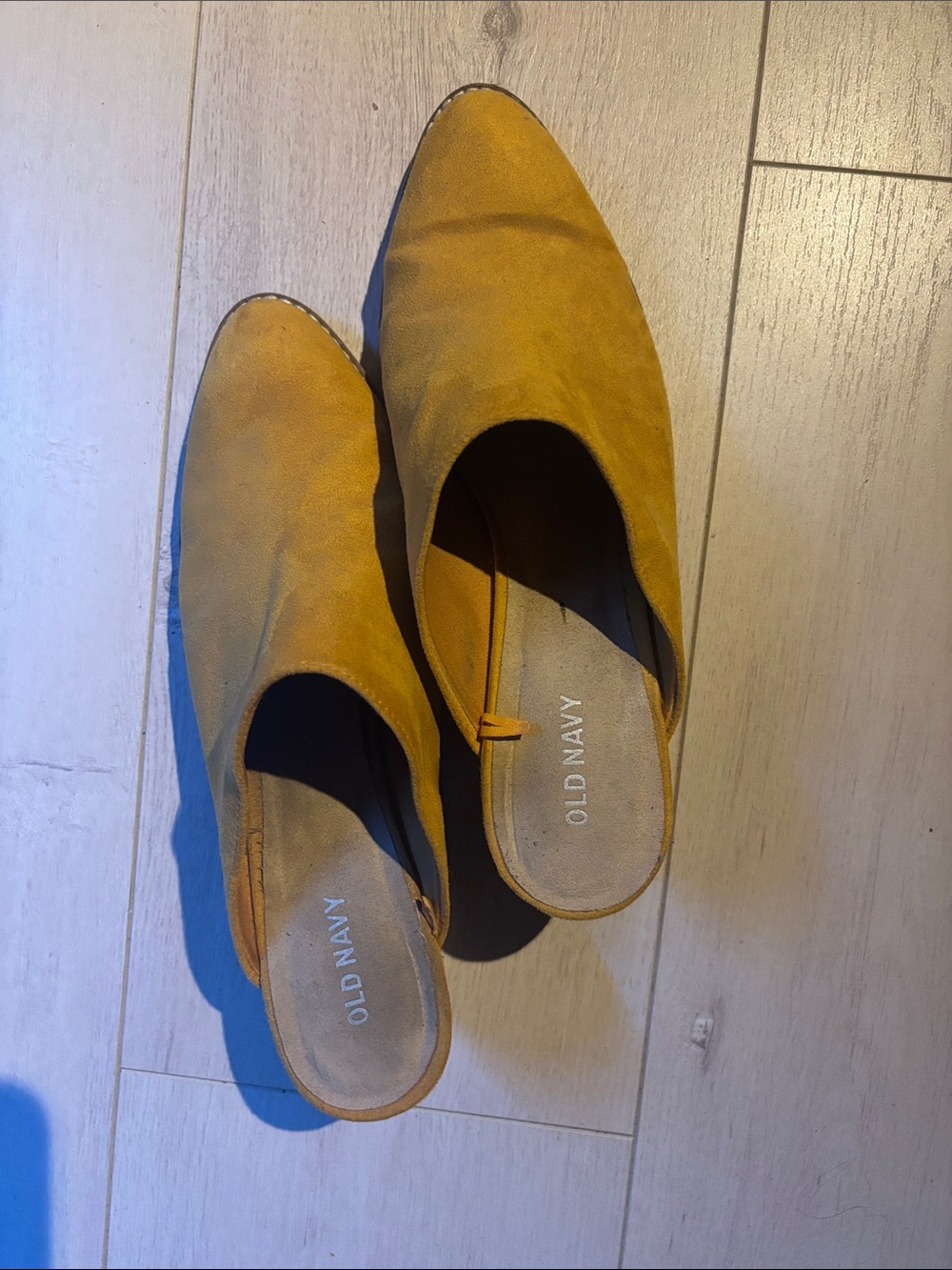 Women faux Suede mule